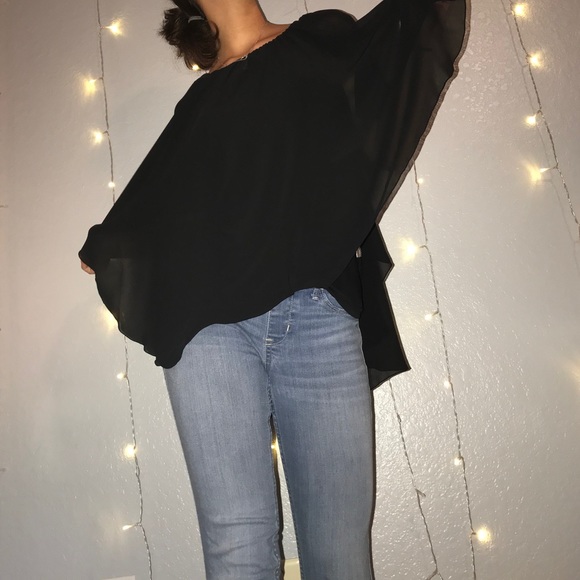 black blouse - Picture 7 of 8